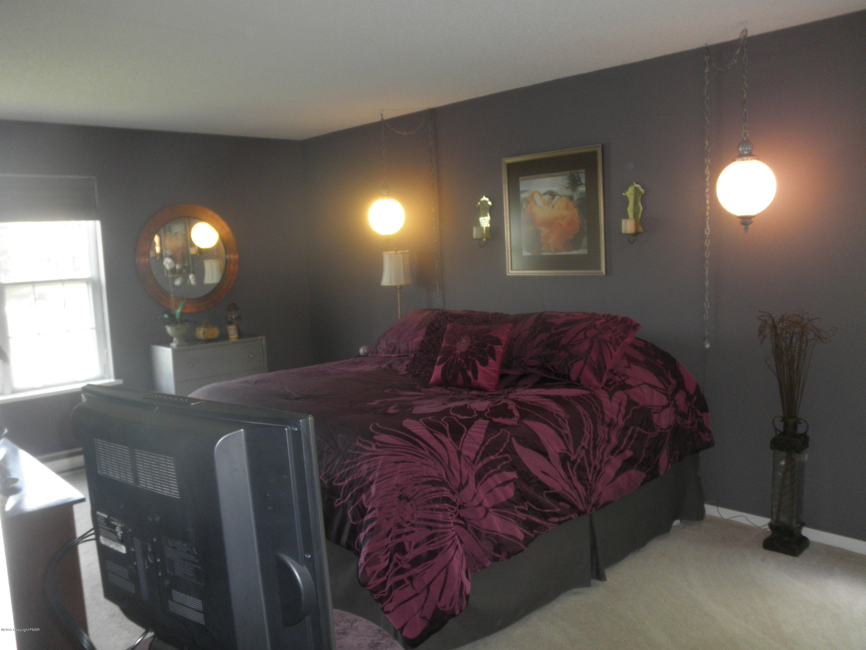 1222 Spring Run Road Saylorsburg, PA 18353 - Photo 31 of 55 Master Bedroom