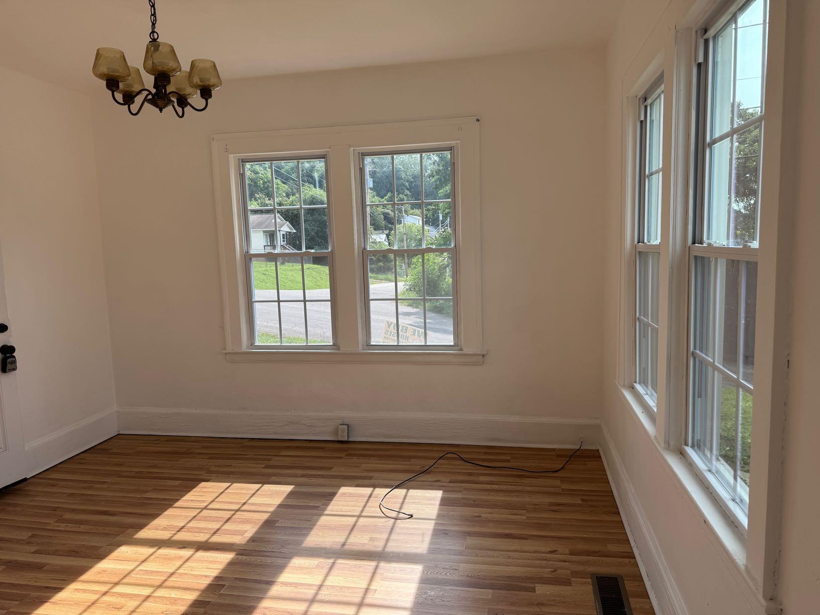 31 Linden Road, Unit 1 Bassett, VA 24055 - Photo 4 of 6 466F2382-9A1C-4305-BAEB-A9AA9B2CFEEE