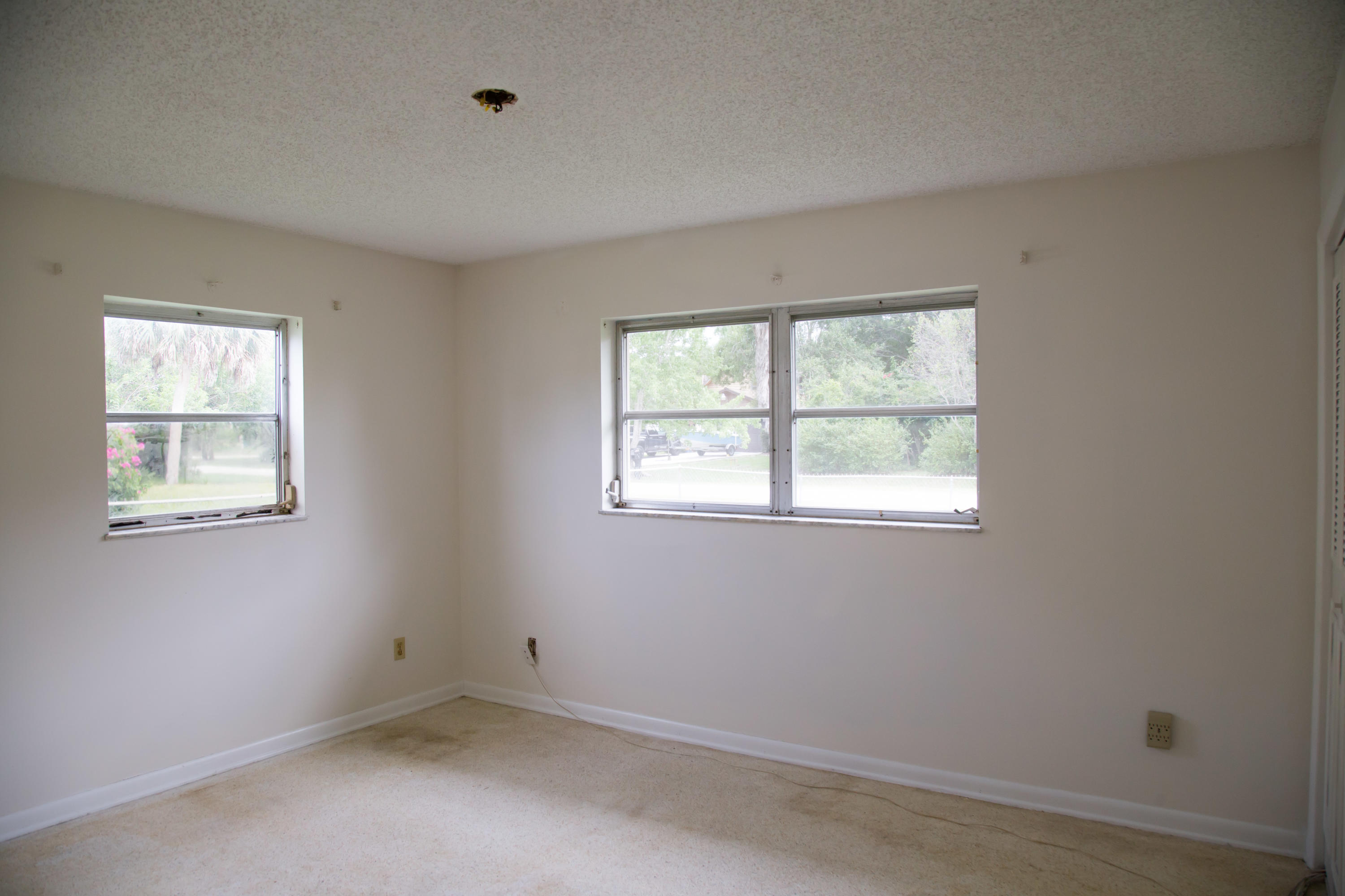 7802 Hibiscus Road Fort Pierce, FL 34951 - Photo 9 of 12 bed 1