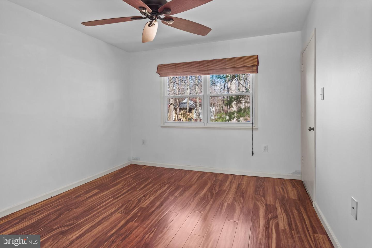 2394 Cloudcroft Square Reston, VA 20191 - Photo 28 of 31
