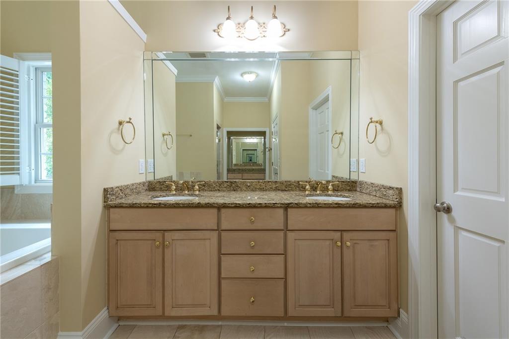 680 West Paces Ferry Road Northwest Atlanta, GA 30327 - Photo 28 of 48 Gallery Image 28