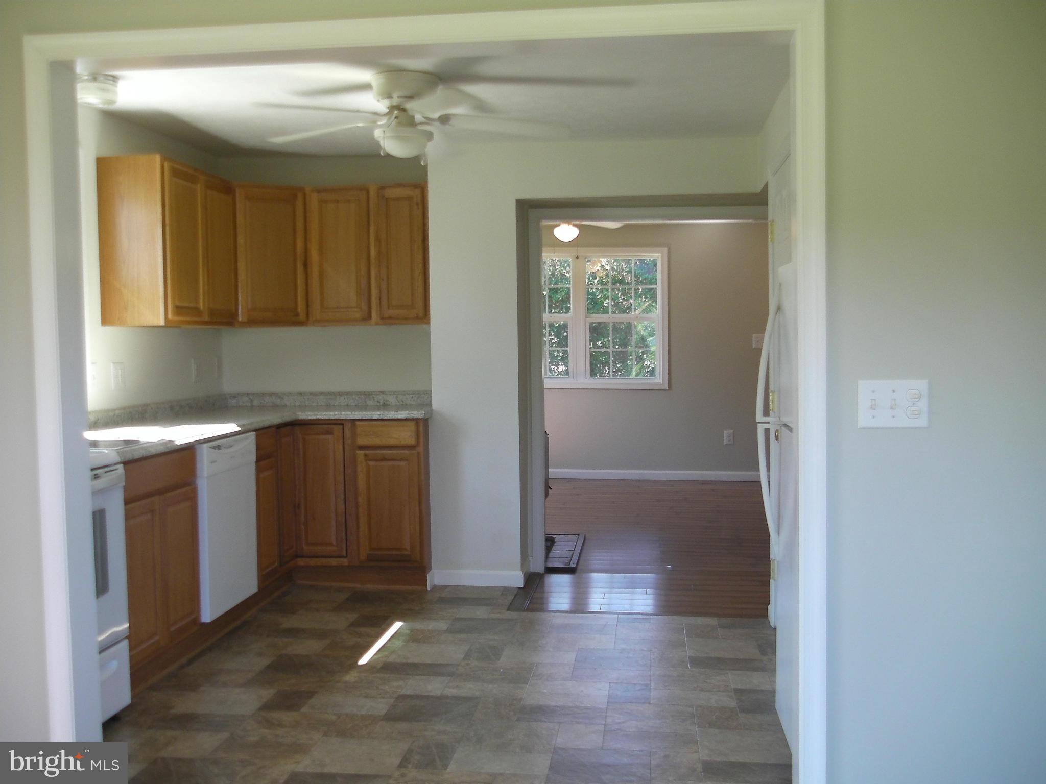 24920 Three Notch Road Hollywood, MD 20636 - Photo 11 of 28 Interior (General)