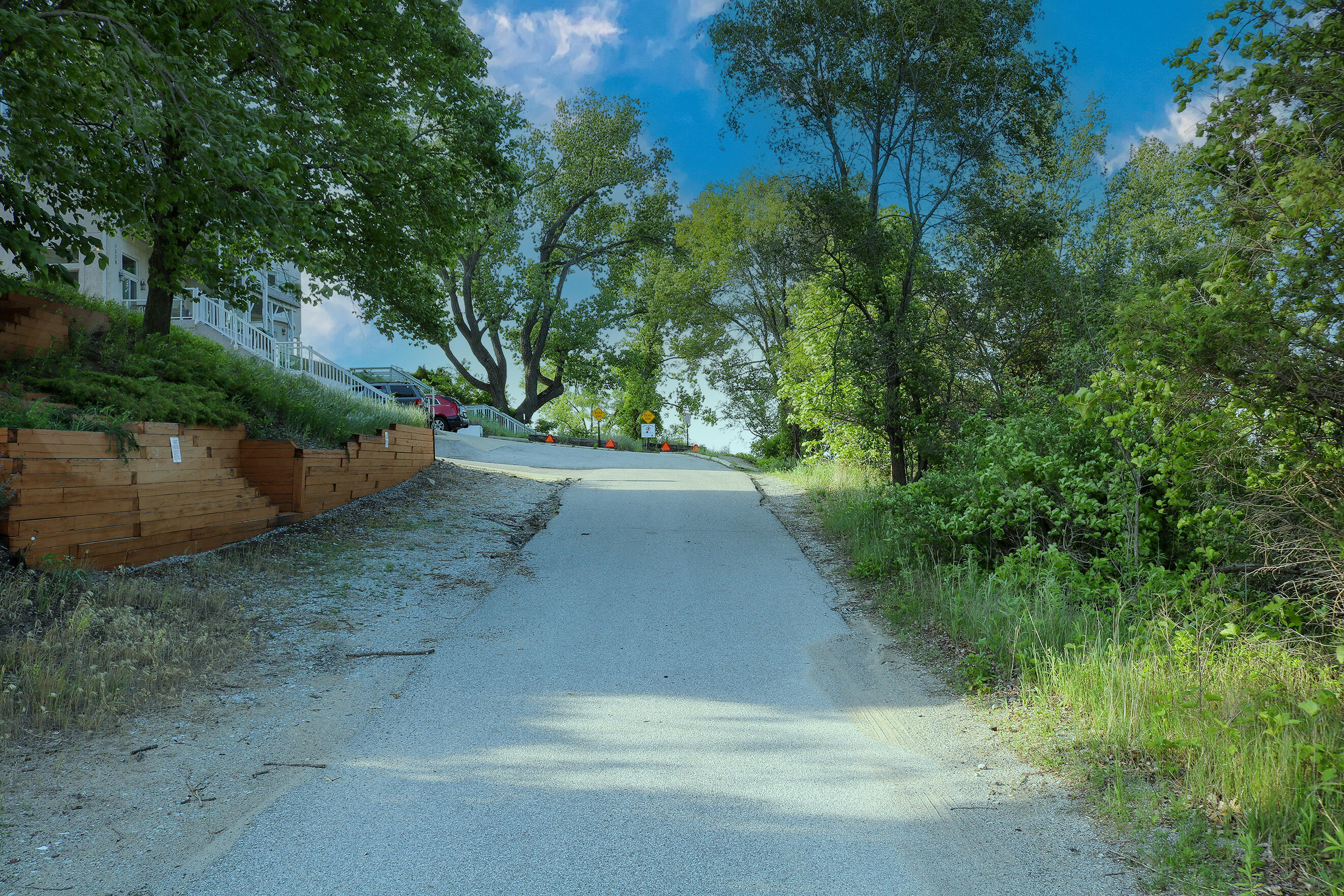 1200-02 North County Line Road Gary, IN 46403 - Photo 14 of 37 a view of a yard with plants and trees