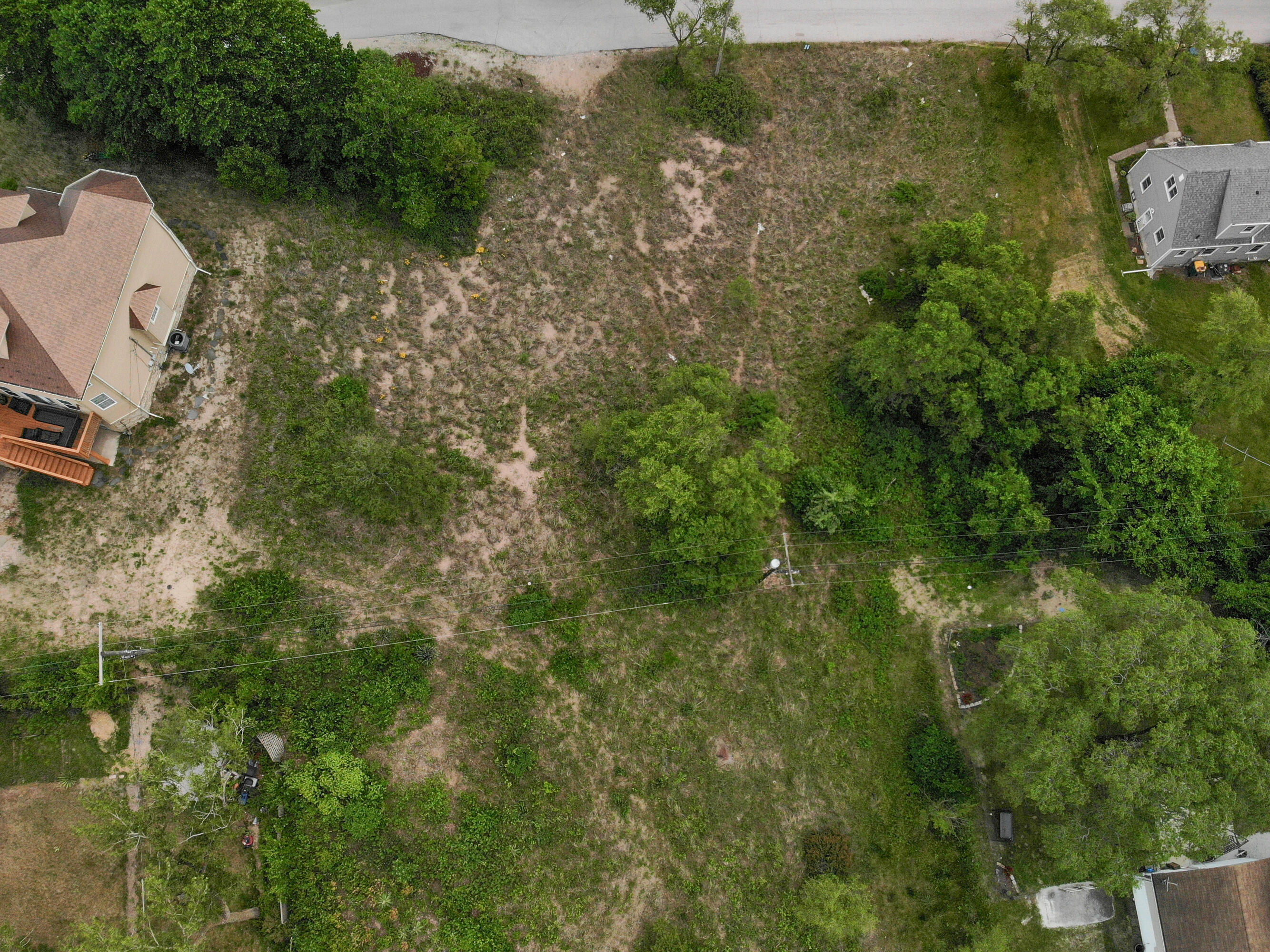 1200-02 North County Line Road Gary, IN 46403 - Photo 35 of 37 an aerial view of residential house with outdoor space and trees all around