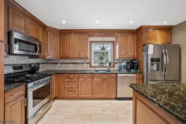 $899,999 | 511 Davis Avenue, Kearny, NJ 07032