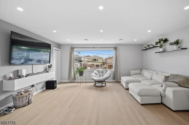 $899,999 | 511 Davis Avenue, Kearny, NJ 07032