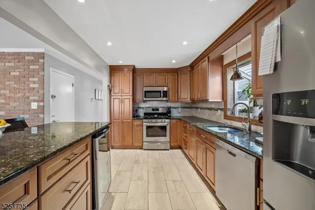 $899,999 | 511 Davis Avenue, Kearny, NJ 07032