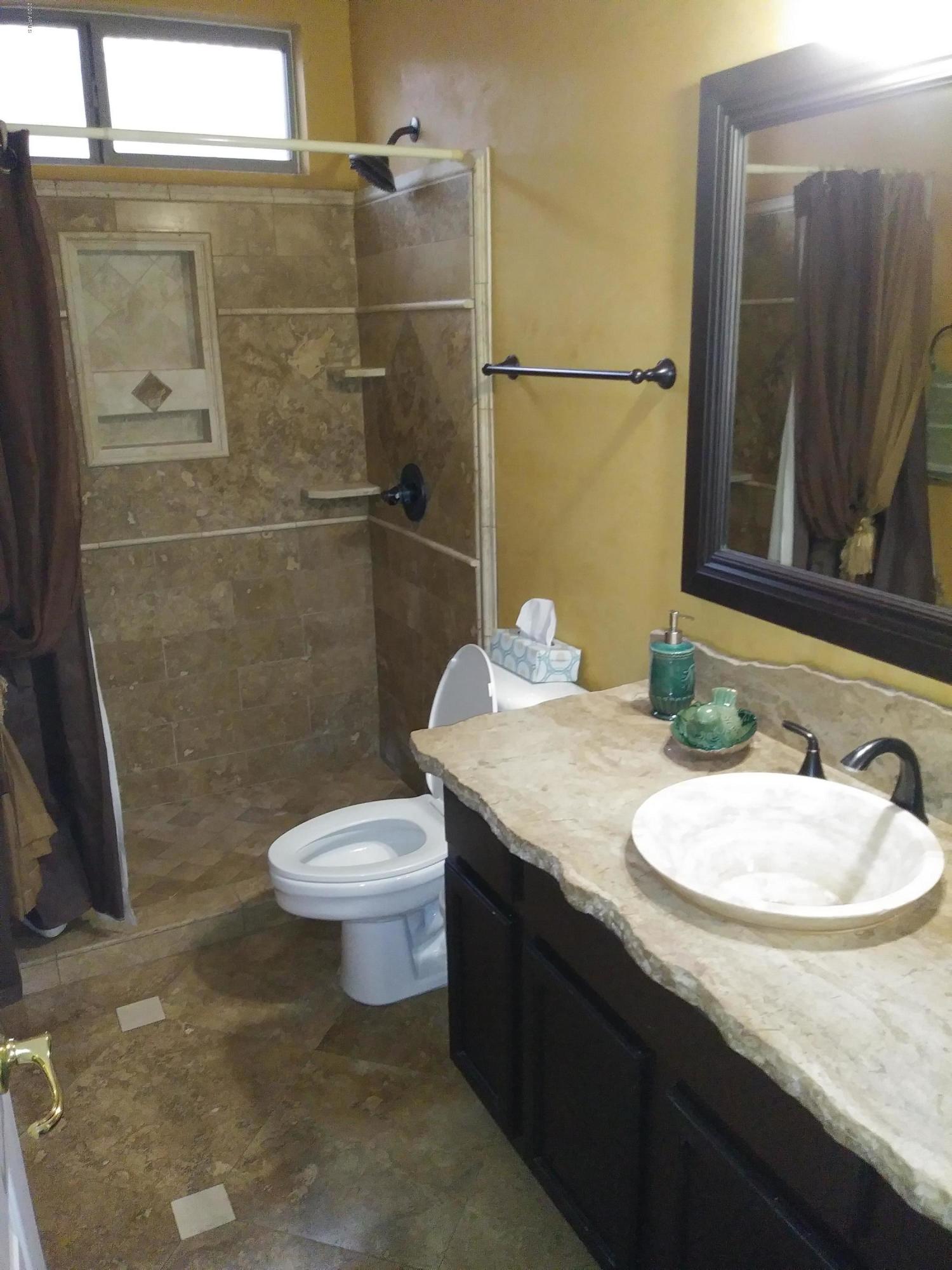 2816 West Lamar Road Phoenix, AZ 85017 - Photo 9 of 18 20200318_144725