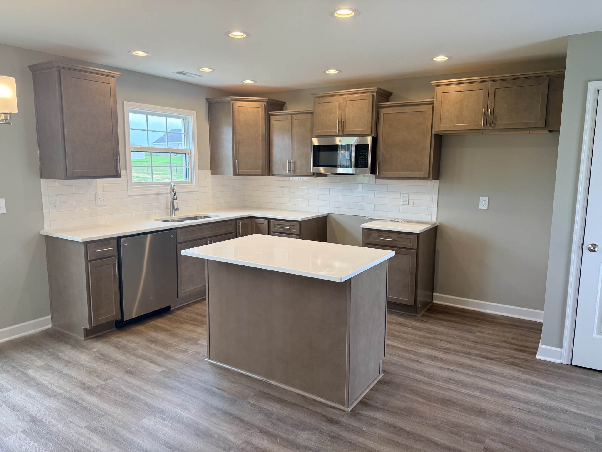 362 Ridge Street Manchester, TN 37355 - Photo 4 of 21