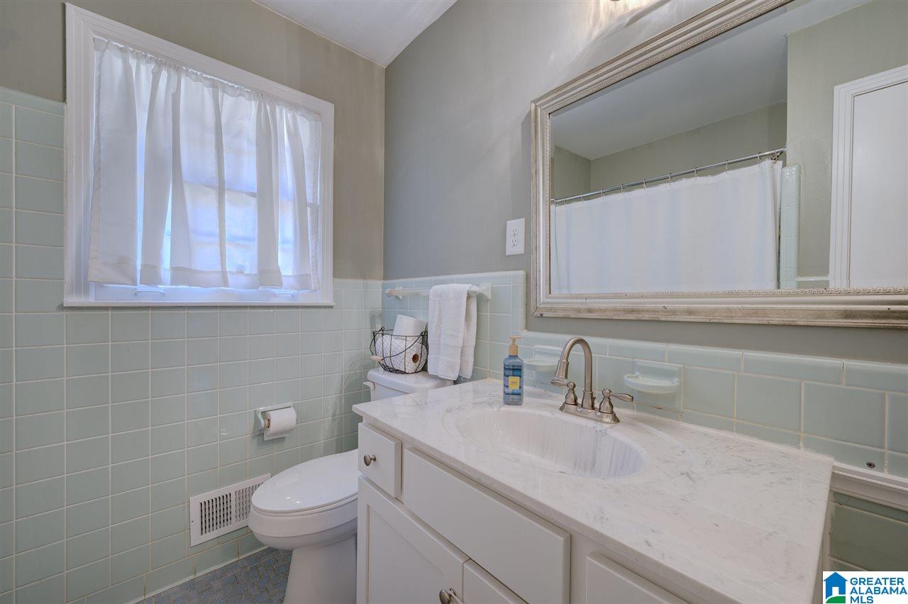 3309 Shallowford Road Vestavia Hills, AL 35216 - Photo 22 of 38