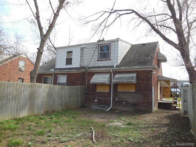 15729 Evergreen Road Detroit, MI 48223 - Photo 2 of 21 261-839261 back retake (1).jpg
