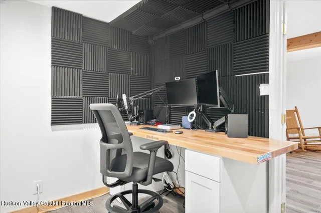 $799,000 | 26 Carle Road, Mount Tremper, NY 12457