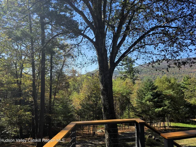 $799,000 | 26 Carle Road, Mount Tremper, NY 12457