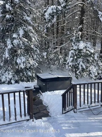 $799,000 | 26 Carle Road, Mount Tremper, NY 12457