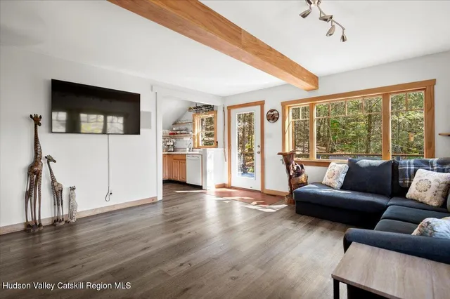 $799,000 | 26 Carle Road, Mount Tremper, NY 12457