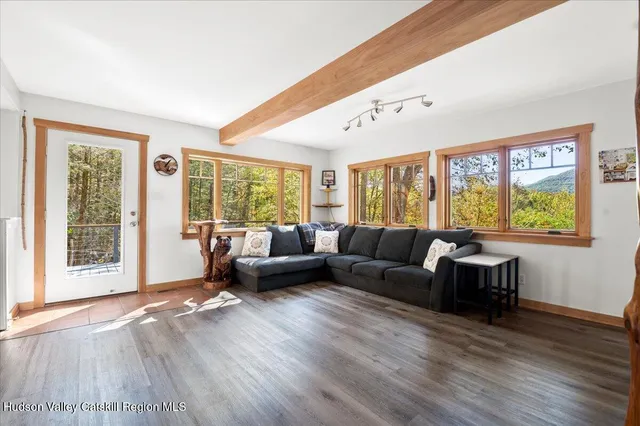 $799,000 | 26 Carle Road, Mount Tremper, NY 12457