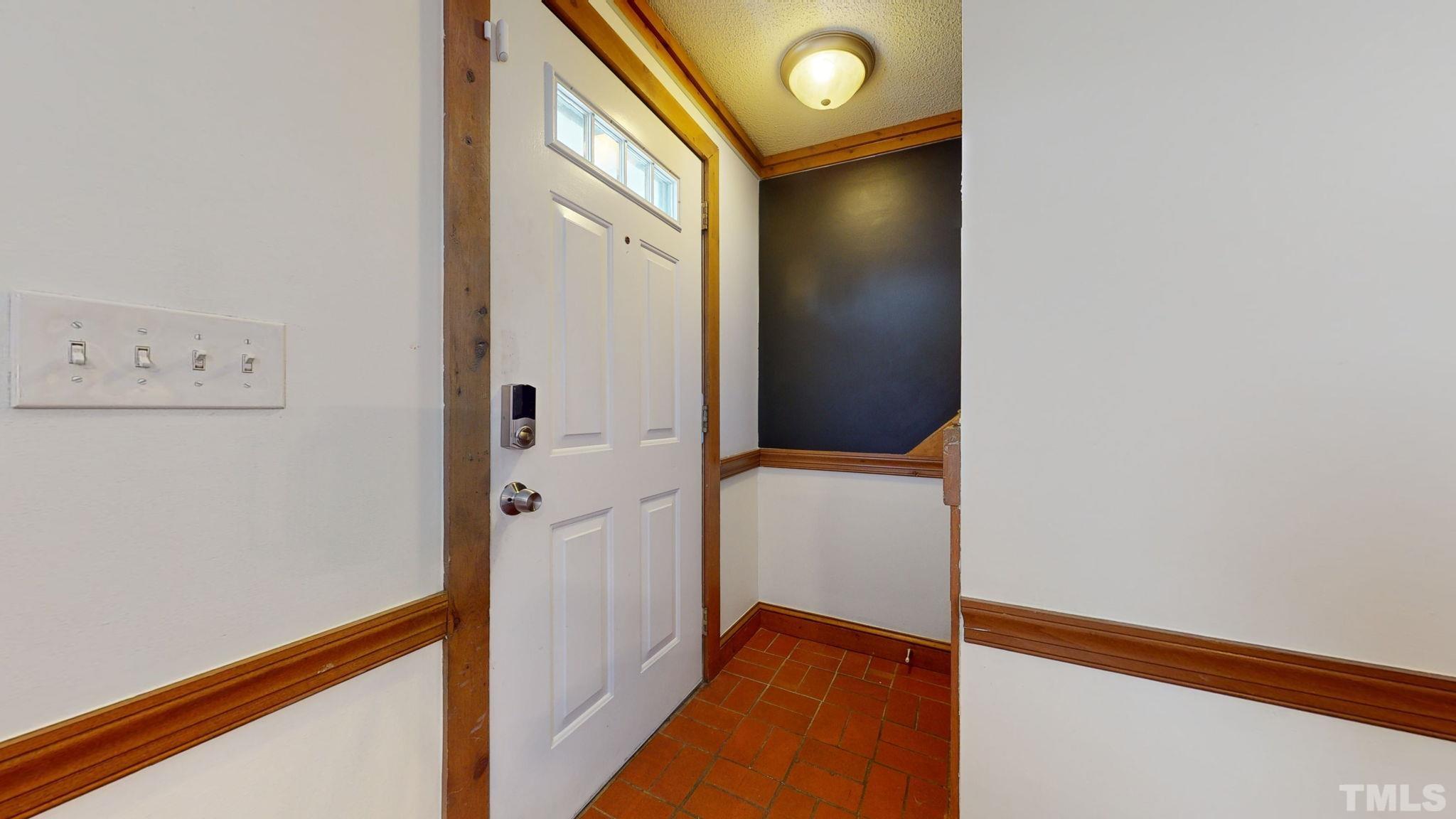 3308 Gatcombe Place Raleigh, NC 27604 - Photo 4 of 43