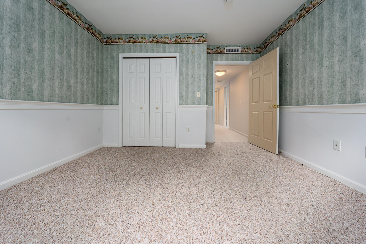 18 West Road, Unit 201 Orleans, MA 02653 - Photo 23 of 36 2ndbedroom2