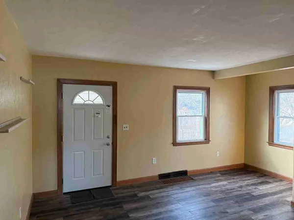 $79,900 | 3105-9 9 1/2 Street, Rock Island, IL 61201
