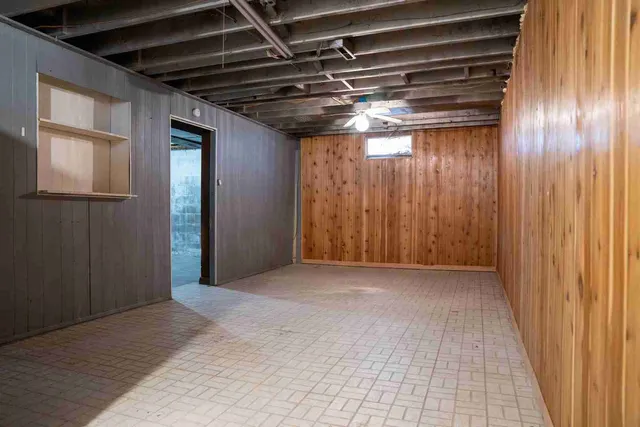 $82,000 | 3105-9 9 1/2 Street, Rock Island, IL 61201