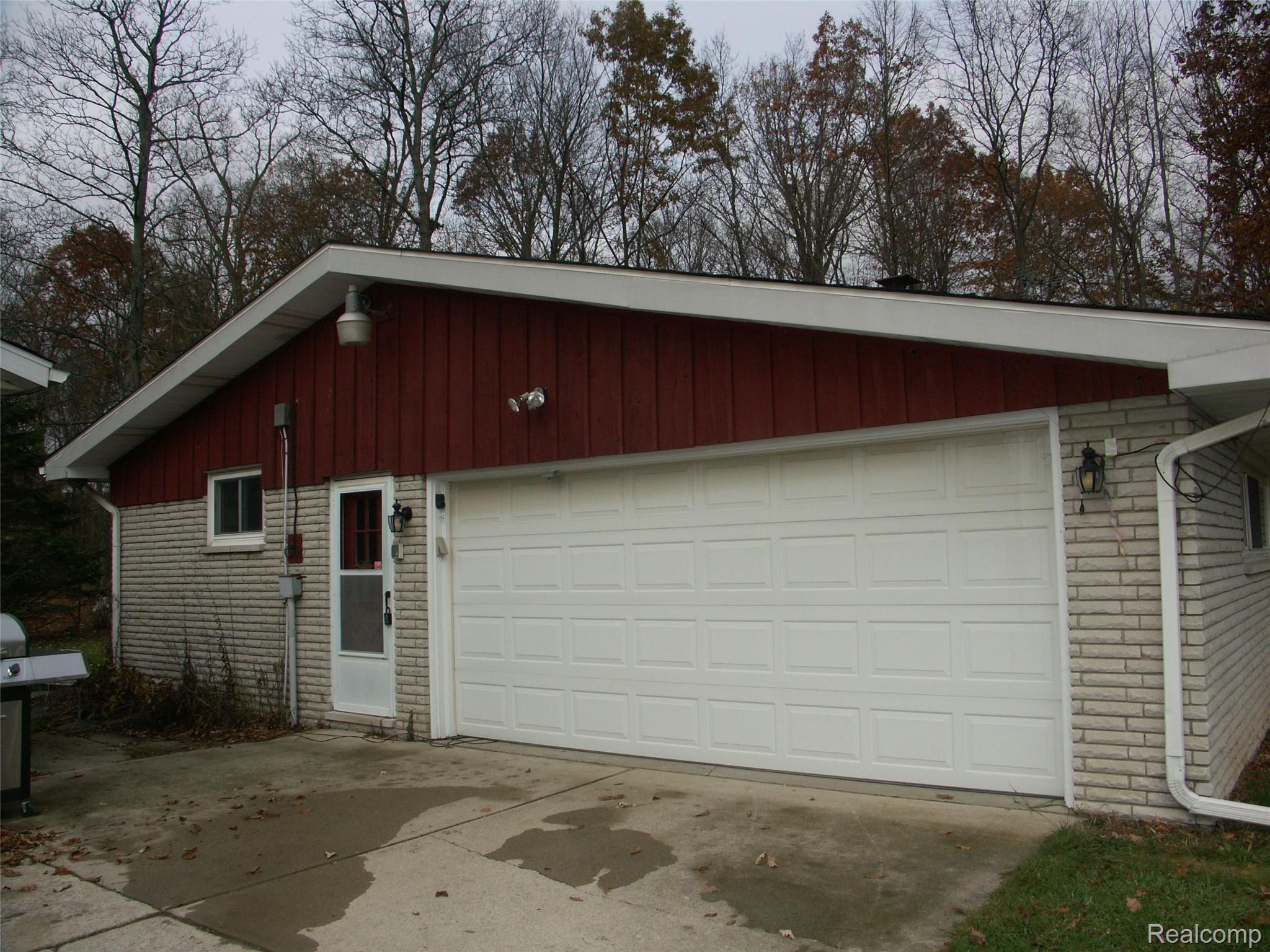 3925 Wadhams Road North Street, MI 48049 - Photo 2 of 30 PICT0043.JPG