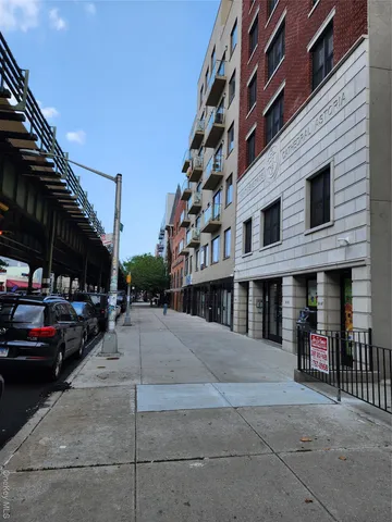 $575,000 | 3063 31st Street, Unit 605 | Astoria