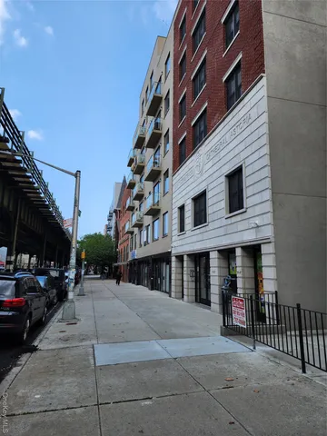 $575,000 | 3063 31st Street, Unit 605 | Astoria