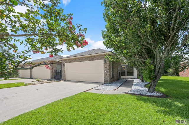 $289,900 | 5368 Courtyard Drive, Gonzales, LA 70737