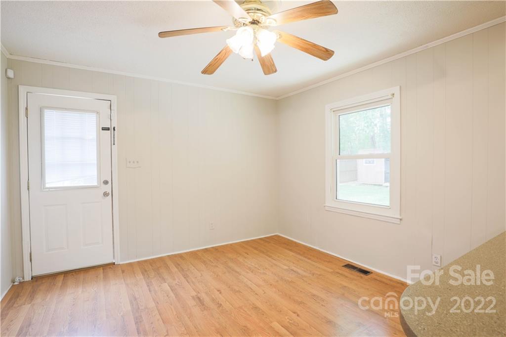 323 Ridge Drive Mount Holly, NC 28120 - Photo 5 of 14 Gallery Image 5
