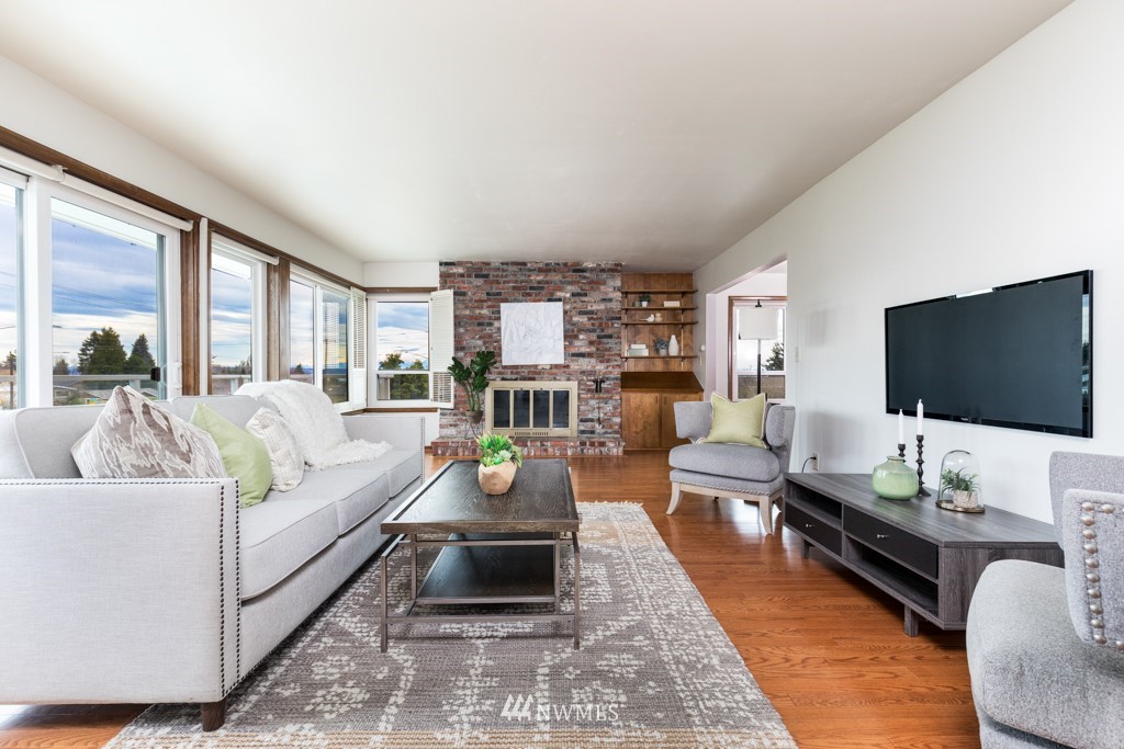 1414 9th Avenue North, Unit 101 Edmonds, WA 98020 - Photo 3 of 26