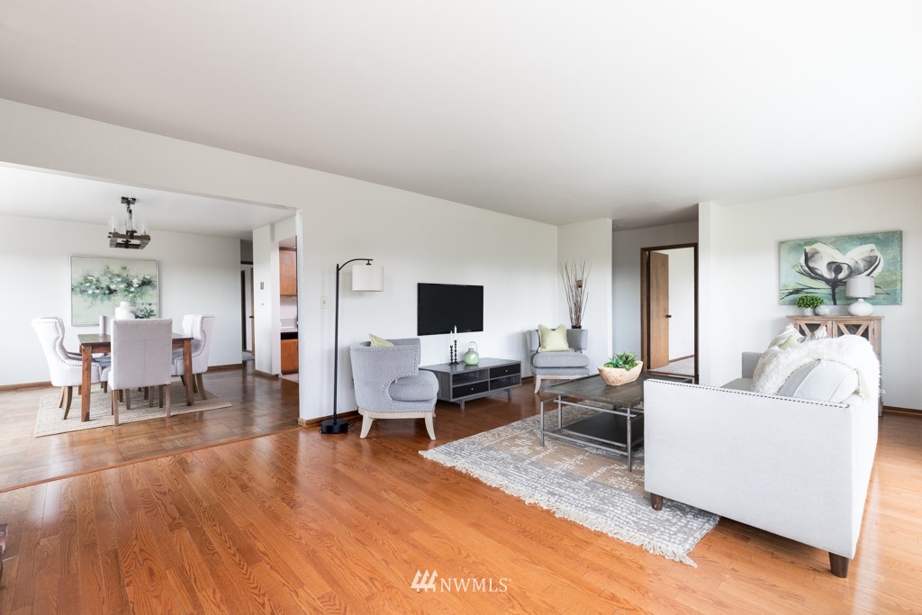 1414 9th Avenue North, Unit 101 Edmonds, WA 98020 - Photo 4 of 26