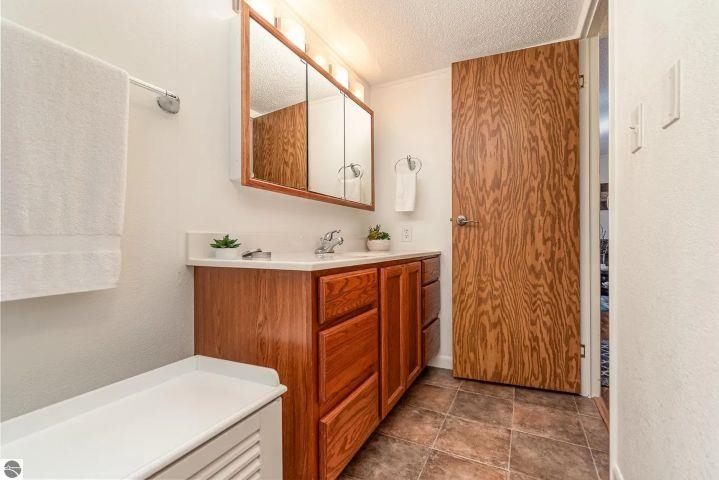 6525 Shellenbarger Road Hale, MI 48739 - Photo 15 of 22 Gallery Image 15