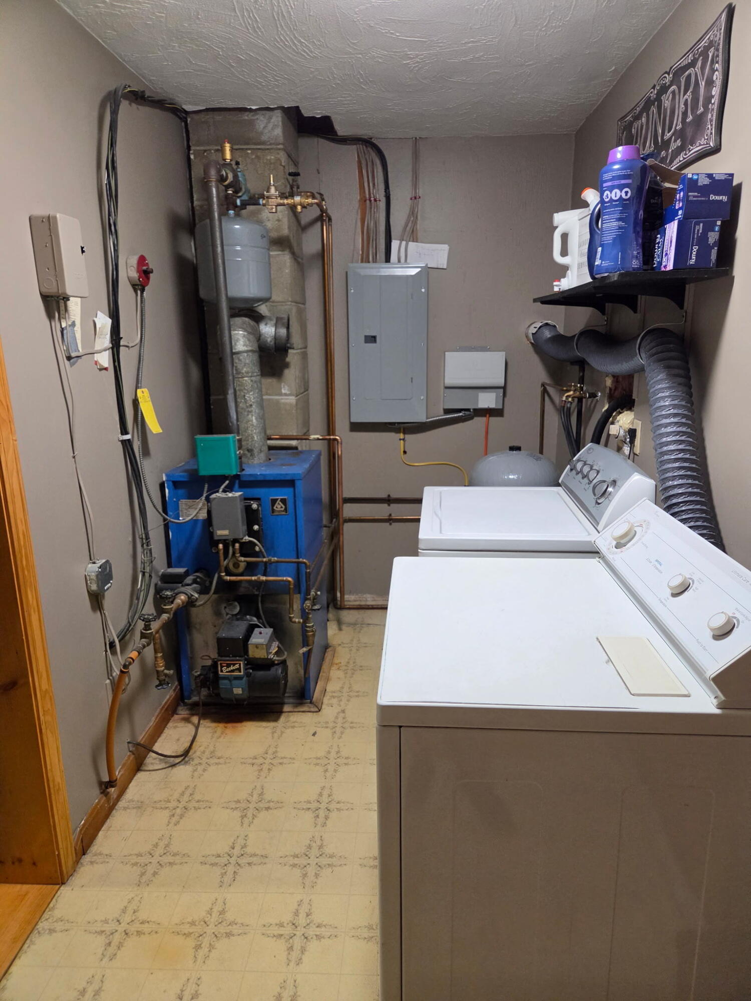 169 Clark Road Albion, ME 04910 - Photo 40 of 51 39 Laundry