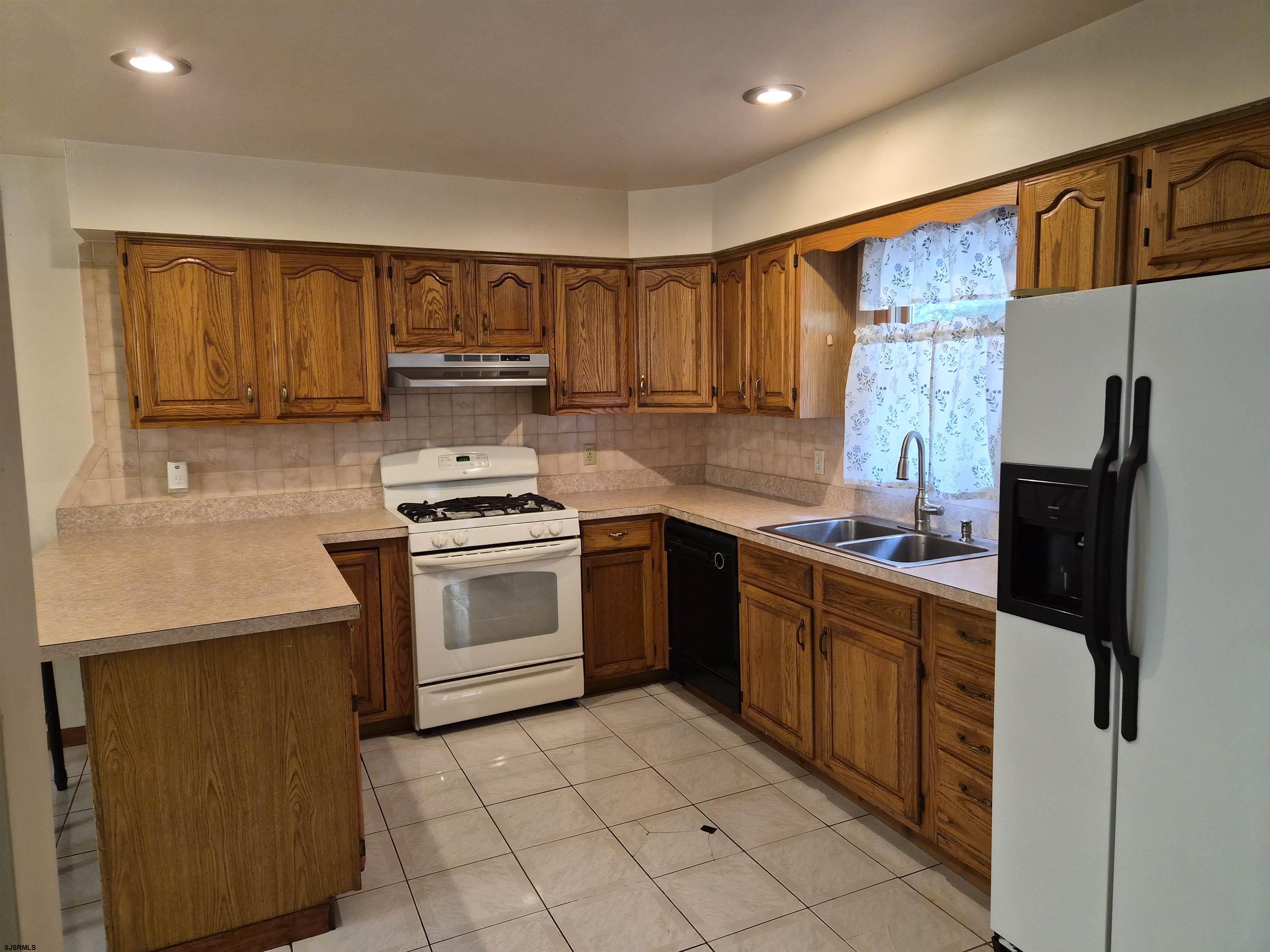 773 South Mill Road Vineland, NJ 08360 - Photo 6 of 30 Gallery Image 6