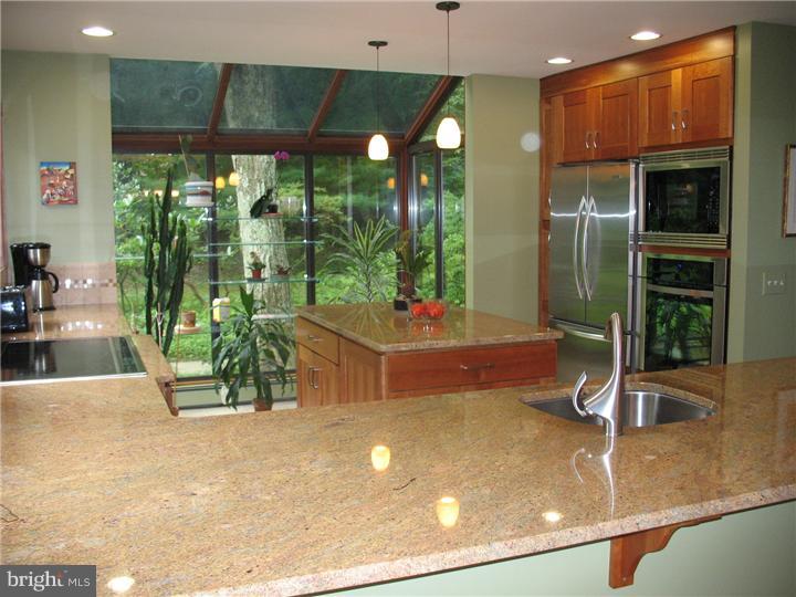 27 Zion Road Hopewell, NJ 08525 - Photo 3 of 25