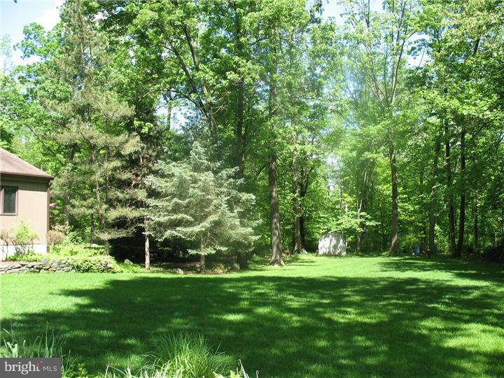 27 Zion Road Hopewell, NJ 08525 - Photo 7 of 25