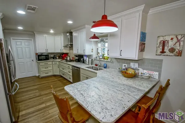 $449,000 | 20354 Plank Road, Zachary, LA 70791
