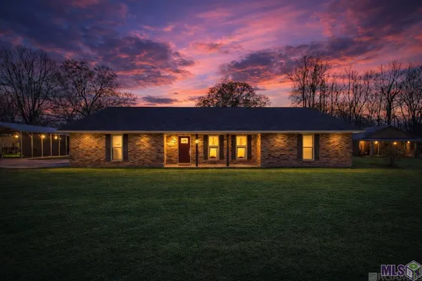 $449,000 | 20354 Plank Road, Zachary, LA 70791