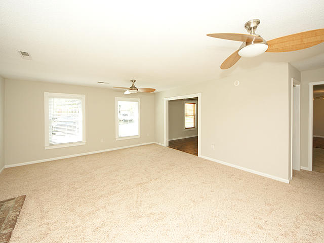 628 Schooner Road Charleston, SC 29412 - Photo 17 of 34 Family Room
