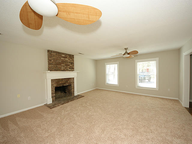 628 Schooner Road Charleston, SC 29412 - Photo 18 of 34 Family Room