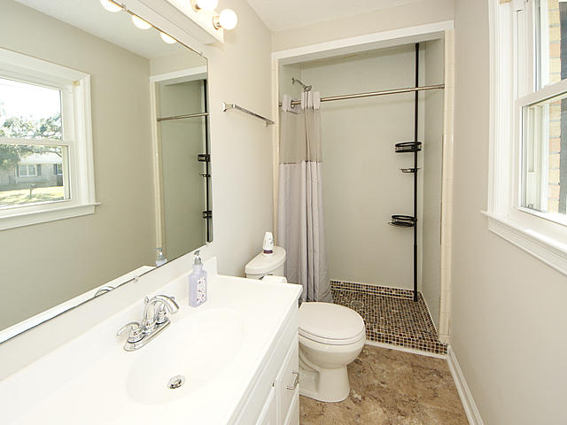 628 Schooner Road Charleston, SC 29412 - Photo 28 of 34 Master Bath