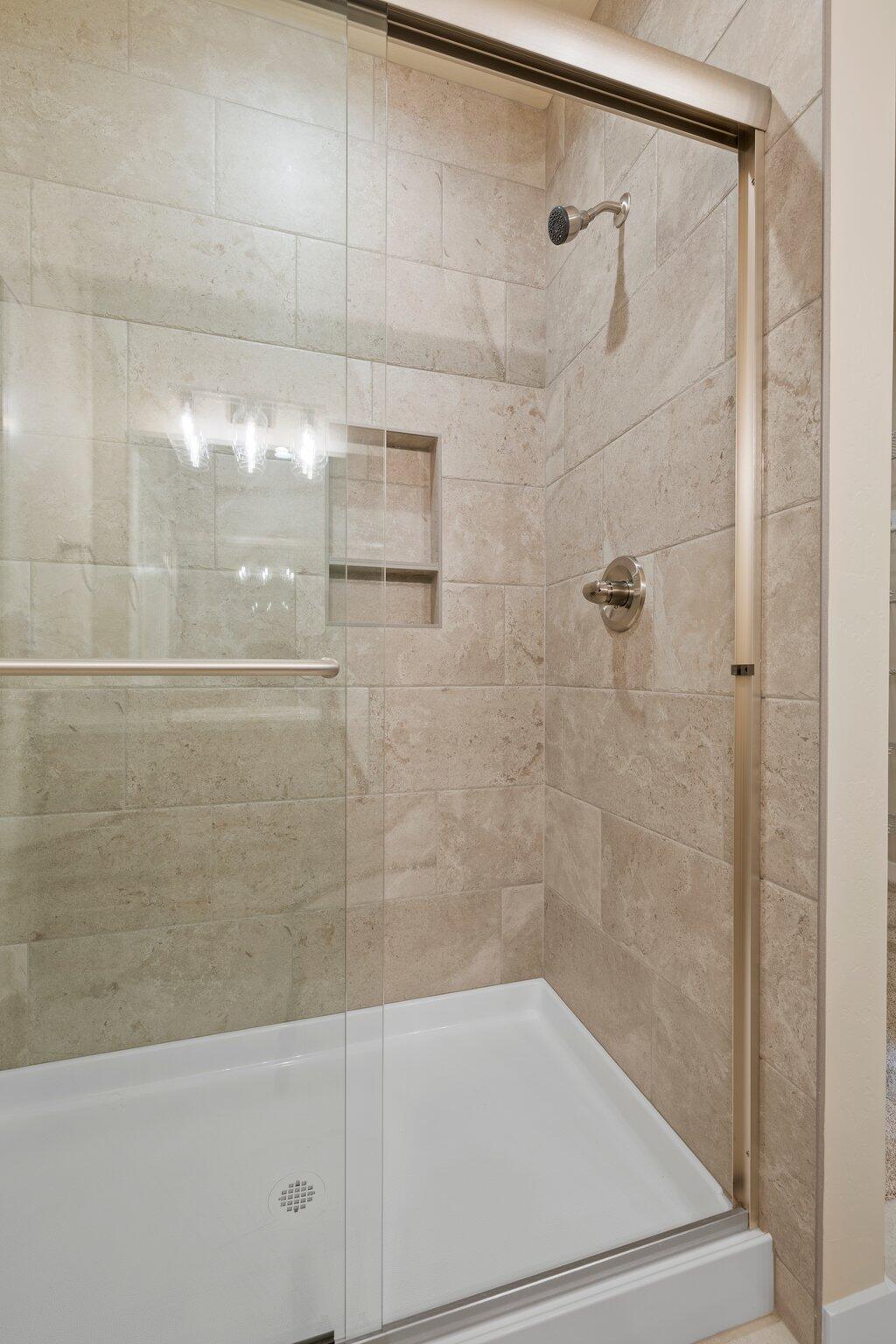 1681 Thomas Road Medford, OR 97501 - Photo 17 of 22 17