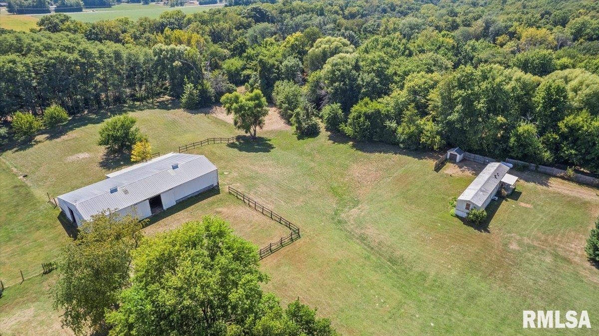 20033 Sunny Acres Road Petersburg, IL 62675 - Photo 1 of 25 Gallery Image 1