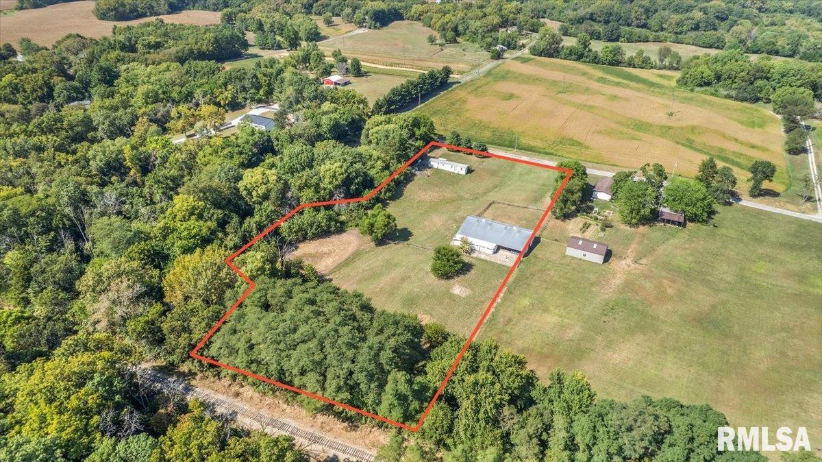 20033 Sunny Acres Road Petersburg, IL 62675 - Photo 13 of 25 Gallery Image 13