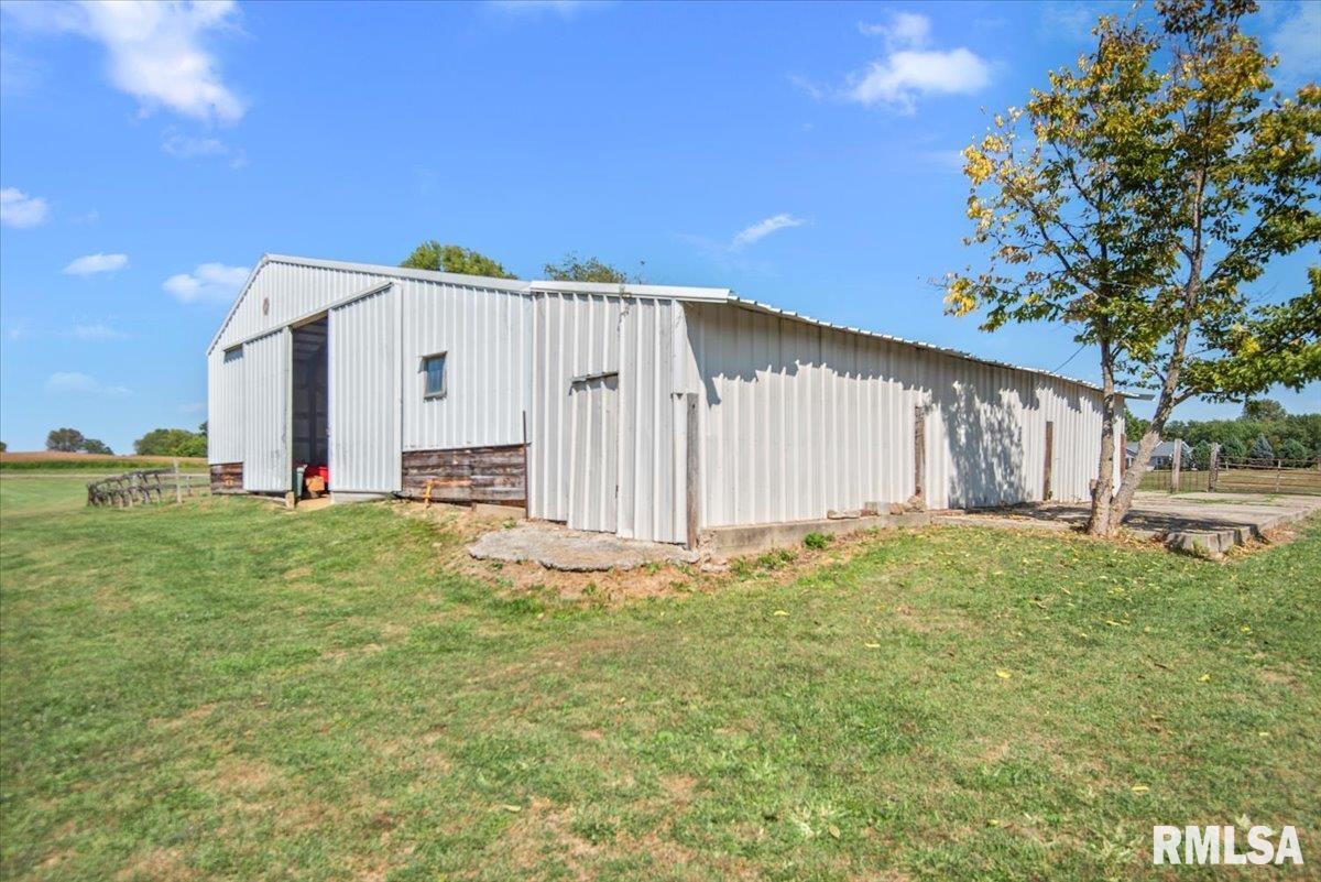 20033 Sunny Acres Road Petersburg, IL 62675 - Photo 14 of 25 Gallery Image 14