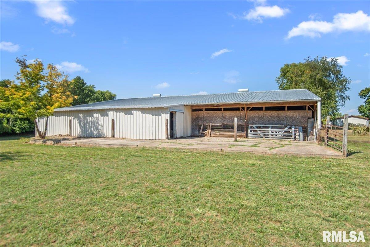 20033 Sunny Acres Road Petersburg, IL 62675 - Photo 16 of 25 Gallery Image 16
