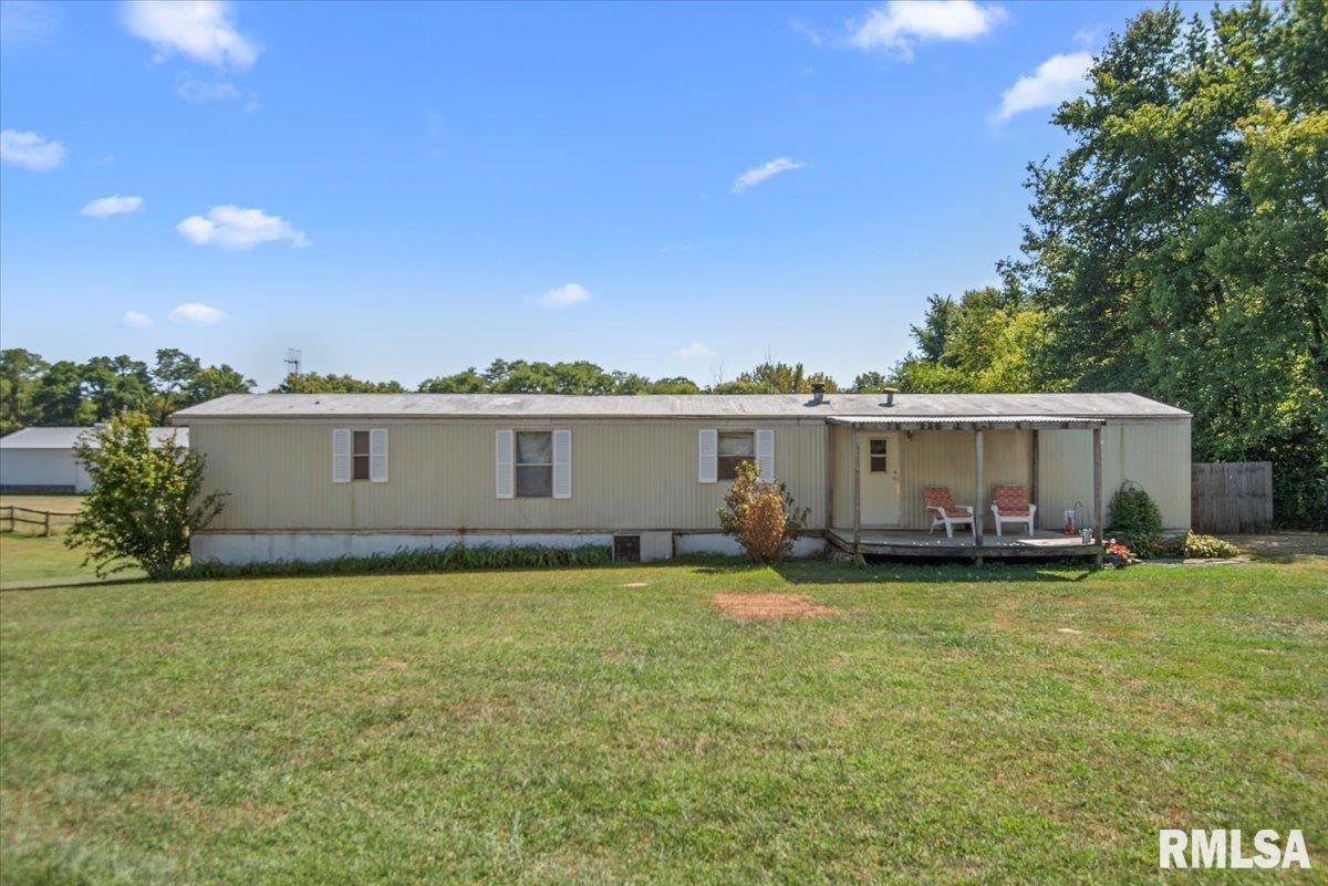 20033 Sunny Acres Road Petersburg, IL 62675 - Photo 24 of 25 Gallery Image 24