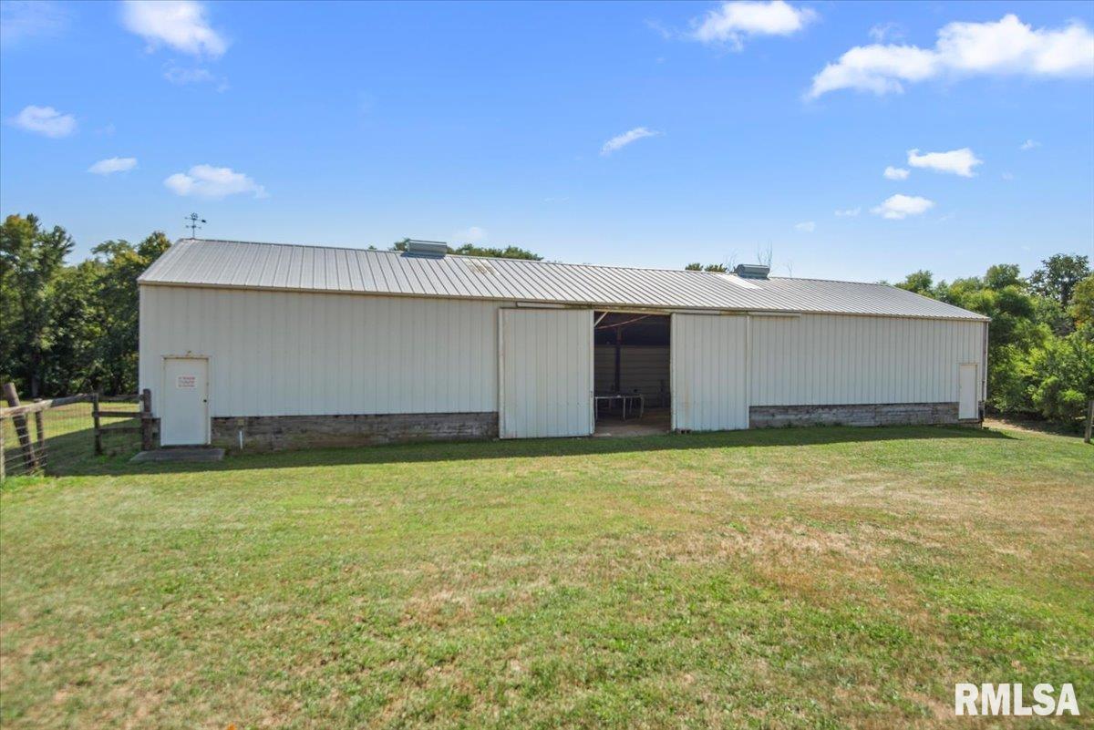 20033 Sunny Acres Road Petersburg, IL 62675 - Photo 10 of 25 Gallery Image 10