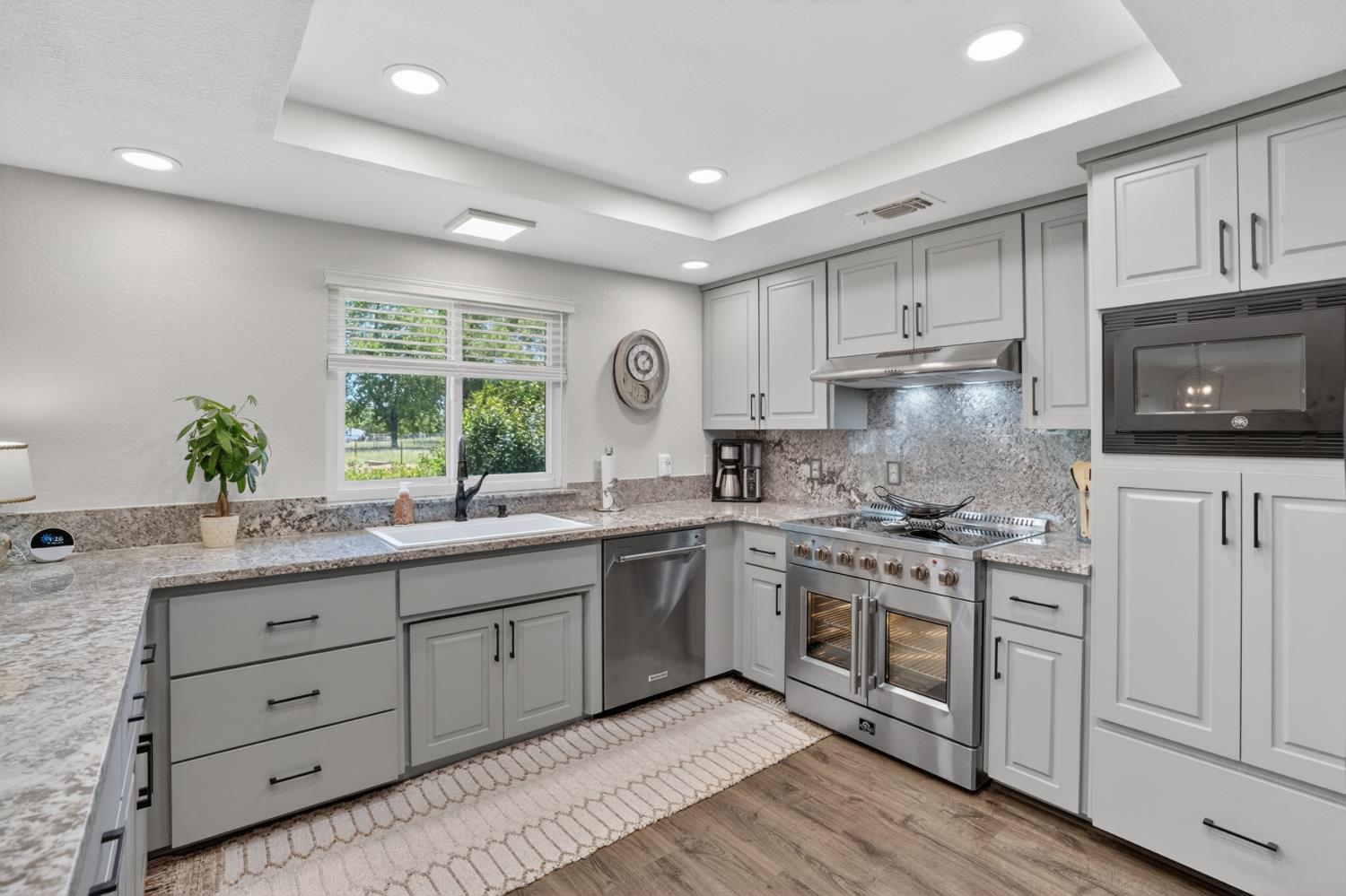 13088 Cherry Road Wilton, CA 95693 - Photo 2 of 58