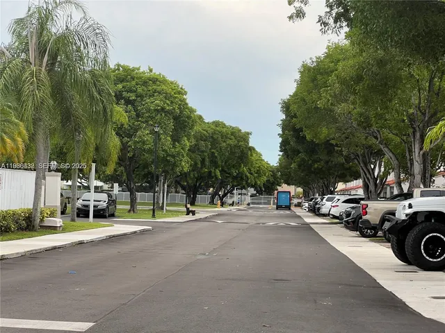 $476,000 | 4377 Northwest 110th Avenue, Doral, FL 33178